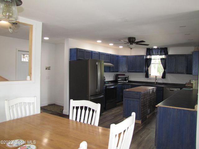 44 Abbey Road, Berne, NY 12023