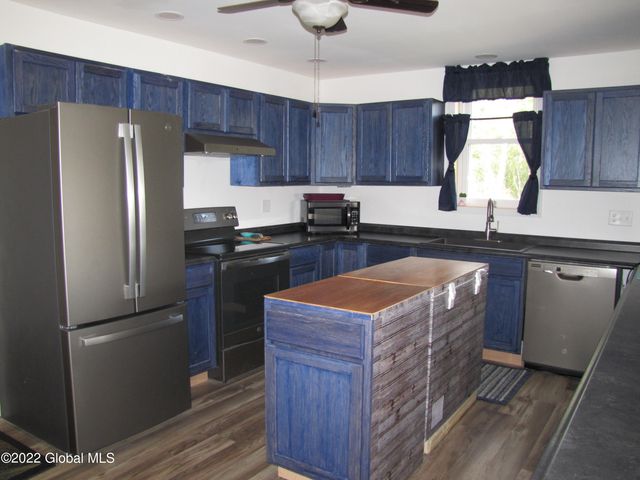 44 Abbey Road, Berne, NY 12023