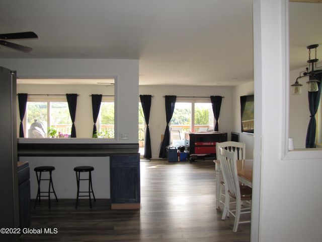 44 Abbey Road, Berne, NY 12023
