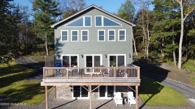 44 Abbey Road, Berne, NY 12023