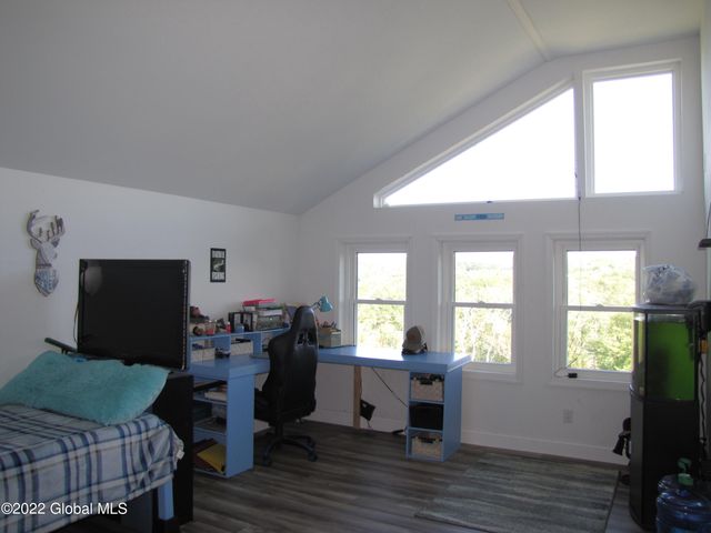 44 Abbey Road, Berne, NY 12023