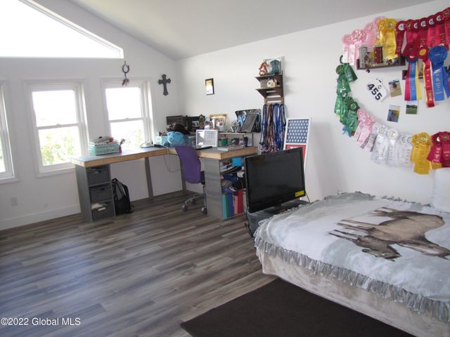 44 Abbey Road, Berne, NY 12023