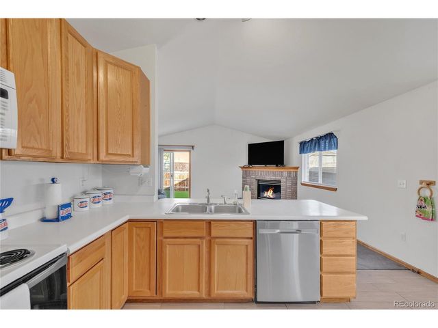 2375 Lake Ave, Thornton, CO 80241