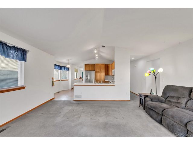 2375 Lake Ave, Thornton, CO 80241