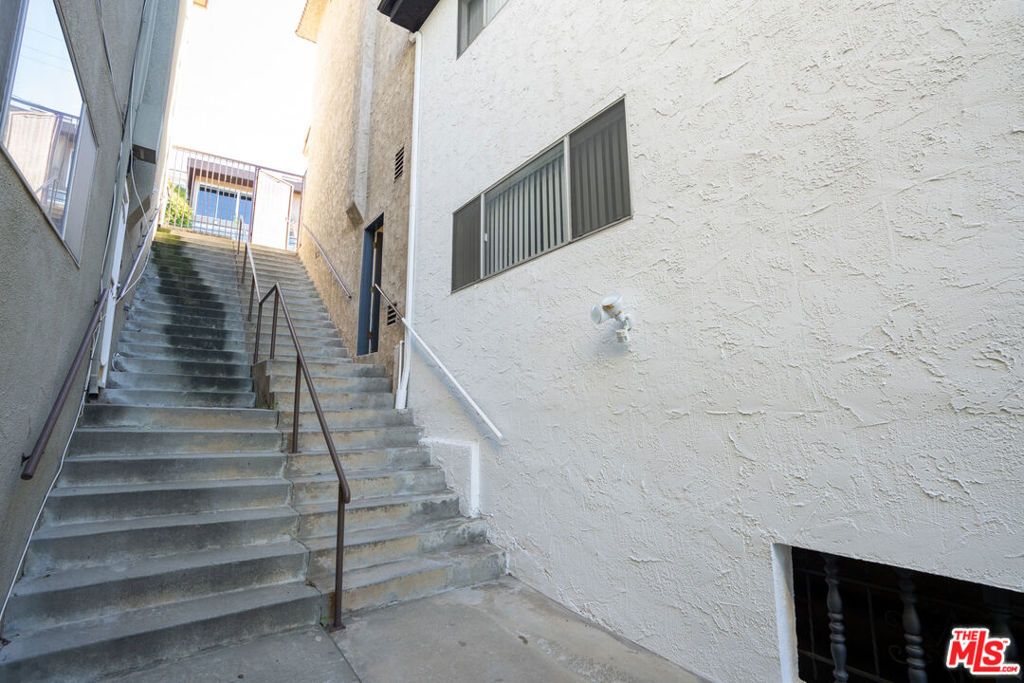 363 Pershing Drive, Los Angeles, CA 90293 — photo 4