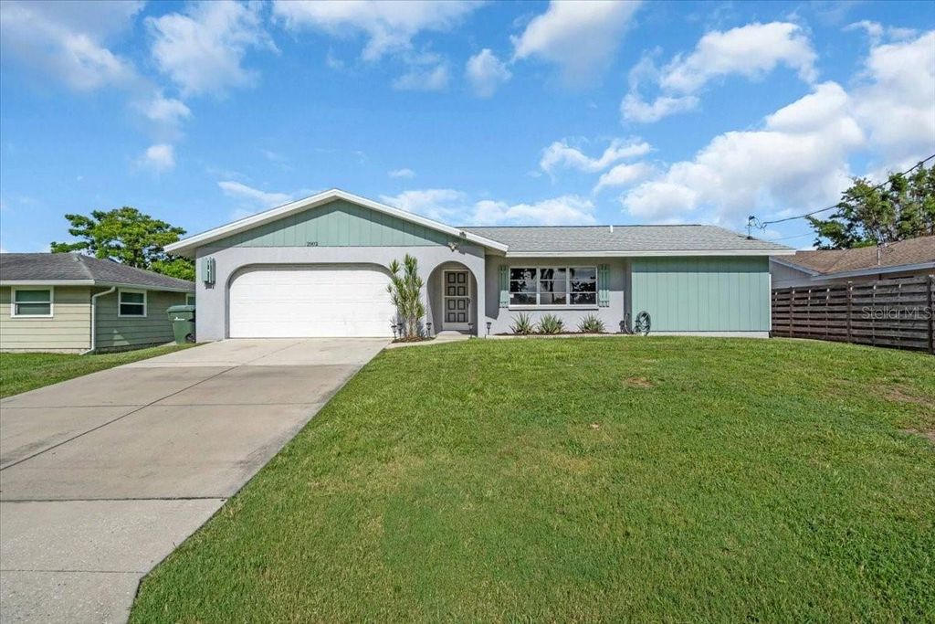 2902 TEAL AVENUE, Sarasota, FL 34232