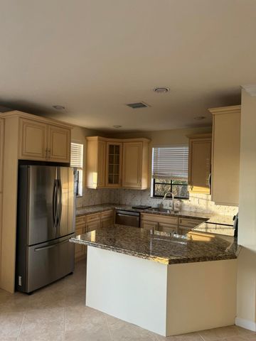 168 W Astor Circle, Delray Beach, FL 33484