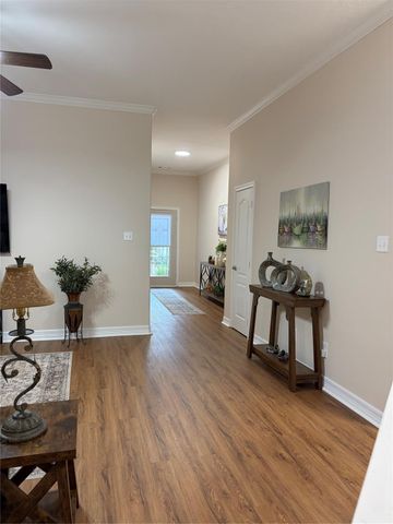 3818 Treasure Island Drive, Montgomery, TX 77356