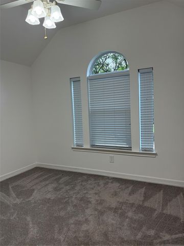 3818 Treasure Island Drive, Montgomery, TX 77356