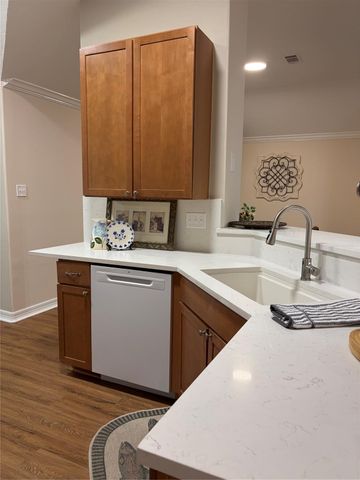 3818 Treasure Island Drive, Montgomery, TX 77356