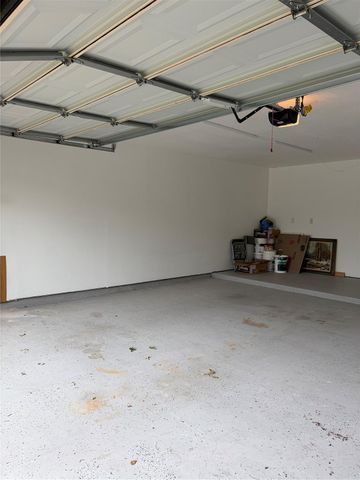 3818 Treasure Island Drive, Montgomery, TX 77356