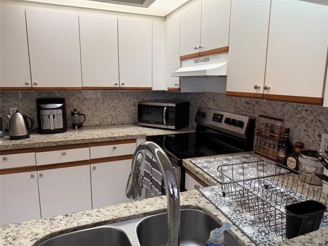 12500 SW 5th Court 212M, Pembroke Pines, FL 33027