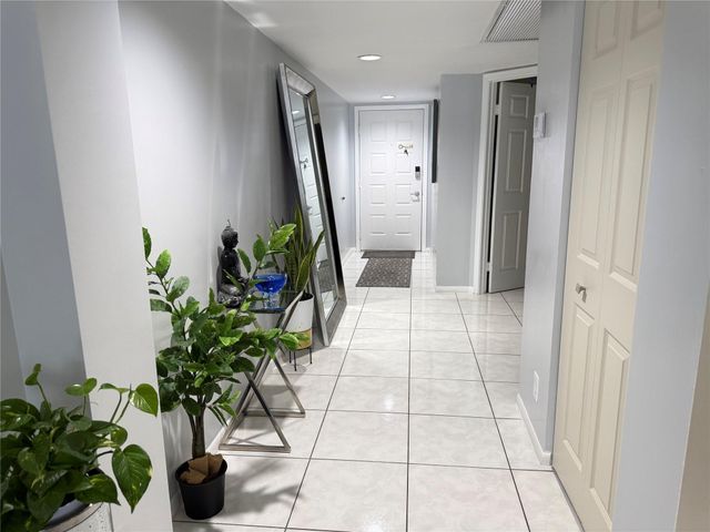 12500 SW 5th Court 212M, Pembroke Pines, FL 33027