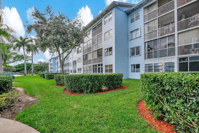 12500 SW 5th Court 212M, Pembroke Pines, FL 33027