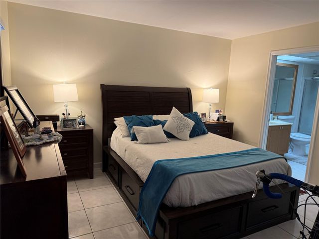 12500 SW 5th Court 212M, Pembroke Pines, FL 33027