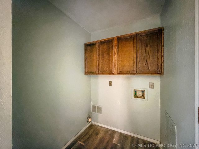 15721 W Clyde Maher, Tahlequah, OK 74464