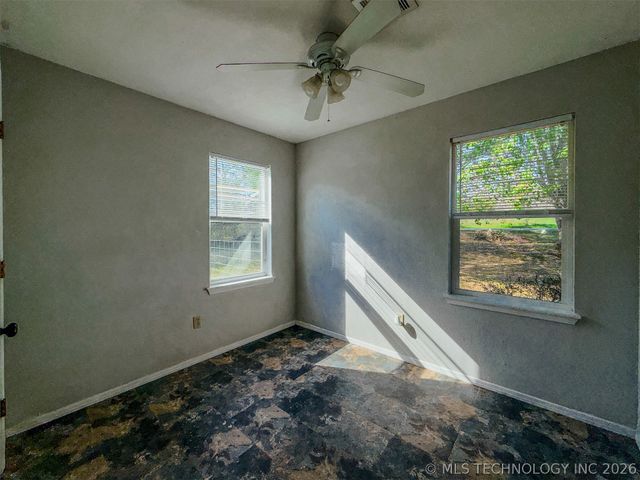 15721 W Clyde Maher, Tahlequah, OK 74464