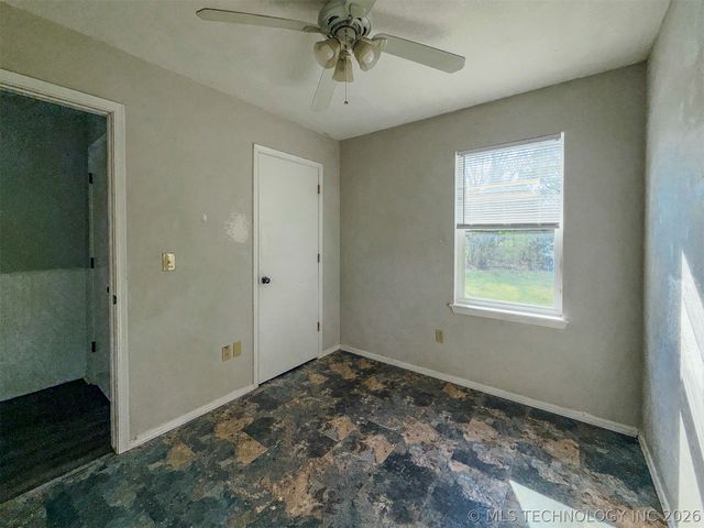 15721 W Clyde Maher, Tahlequah, OK 74464