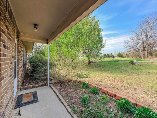 15721 W Clyde Maher, Tahlequah, OK 74464