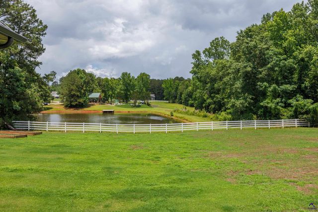 61 Crown Way, Forsyth, GA 31029