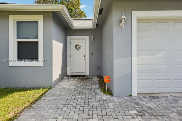 1686 NE 30th St, Pompano Beach, FL 33064