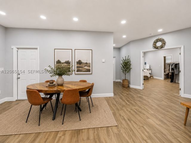 1686 NE 30th St, Pompano Beach, FL 33064