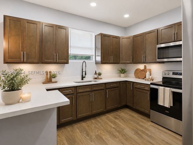 1686 NE 30th St, Pompano Beach, FL 33064