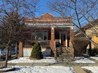 2414 Harvey Avenue, Berwyn, IL 60402