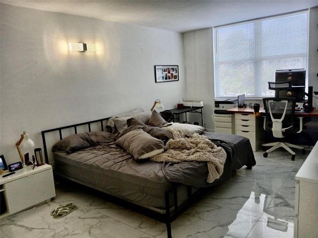 101 Briny Avenue 401, Pompano Beach, FL 33062