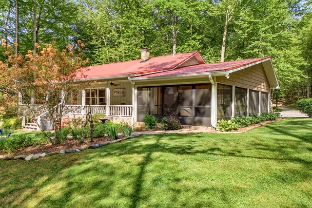 504 Compass Creek Drive, Hayesville, NC 28904
