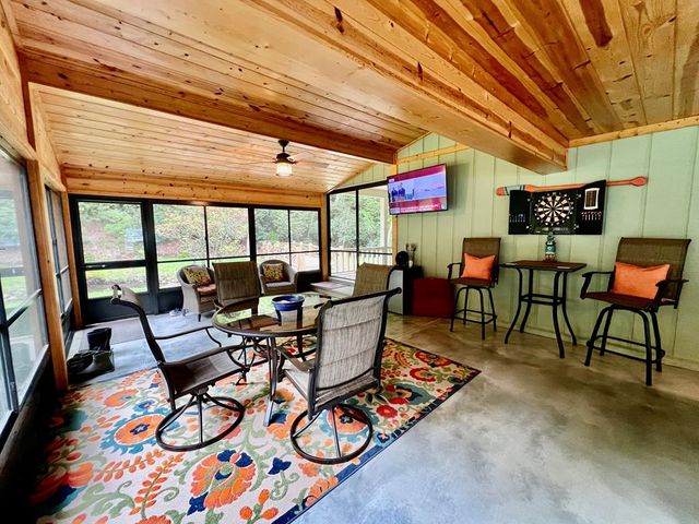 504 Compass Creek Drive, Hayesville, NC 28904