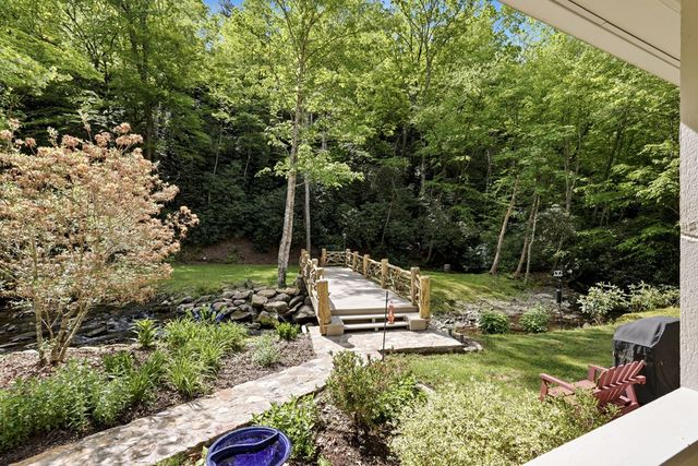 504 Compass Creek Drive, Hayesville, NC 28904