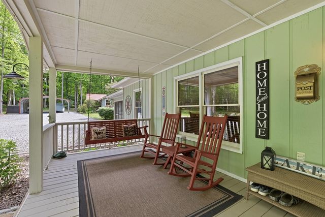 504 Compass Creek Drive, Hayesville, NC 28904