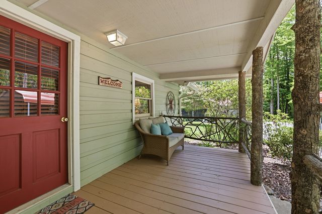 504 Compass Creek Drive, Hayesville, NC 28904