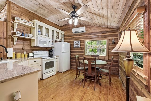 504 Compass Creek Drive, Hayesville, NC 28904