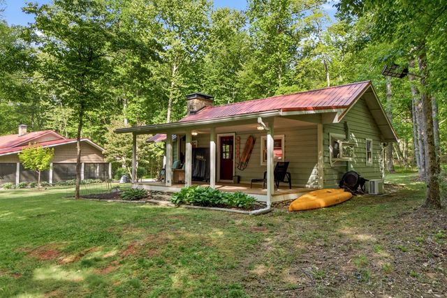 504 Compass Creek Drive, Hayesville, NC 28904