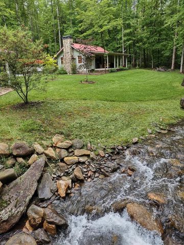 504 Compass Creek Drive, Hayesville, NC 28904