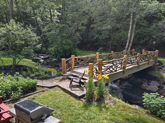 504 Compass Creek Drive, Hayesville, NC 28904