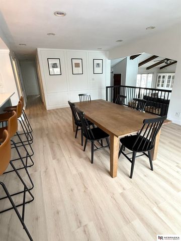 6510 Applewood Drive, Lincoln, NE 68516