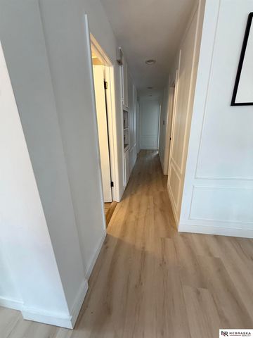 6510 Applewood Drive, Lincoln, NE 68516