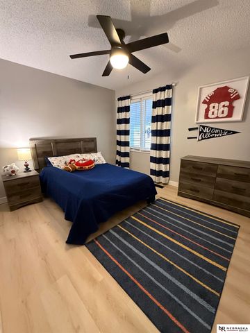 6510 Applewood Drive, Lincoln, NE 68516