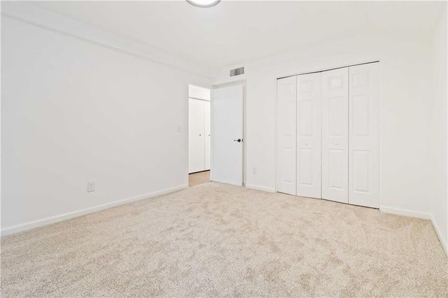 114 JOUSTERS Lane, Lawrenceville, GA 30044