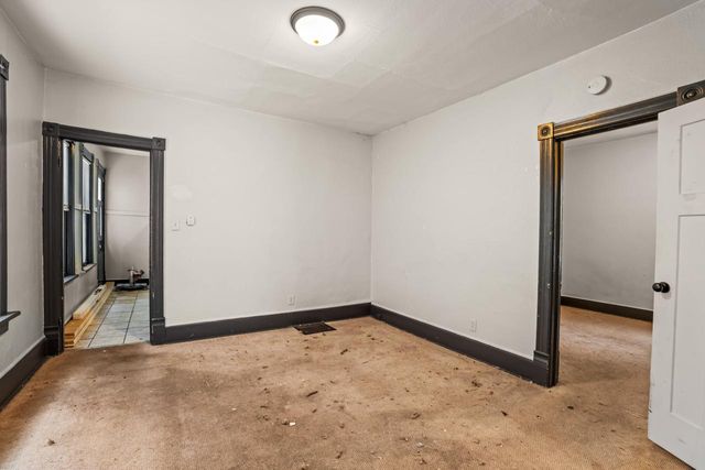 2405-2407 N Frederick AVENUE, Milwaukee, WI 53211