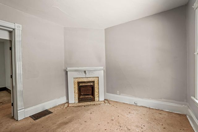 2405-2407 N Frederick AVENUE, Milwaukee, WI 53211