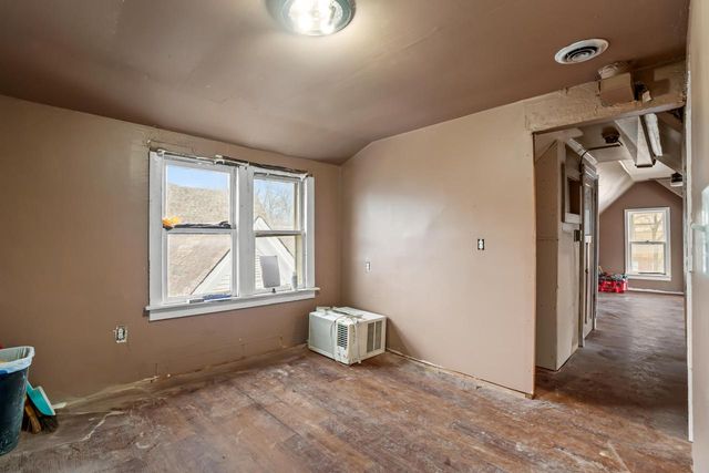 2405-2407 N Frederick AVENUE, Milwaukee, WI 53211