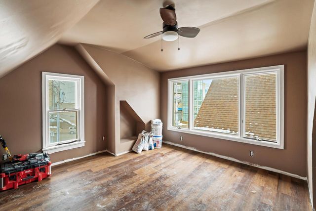 2405-2407 N Frederick AVENUE, Milwaukee, WI 53211