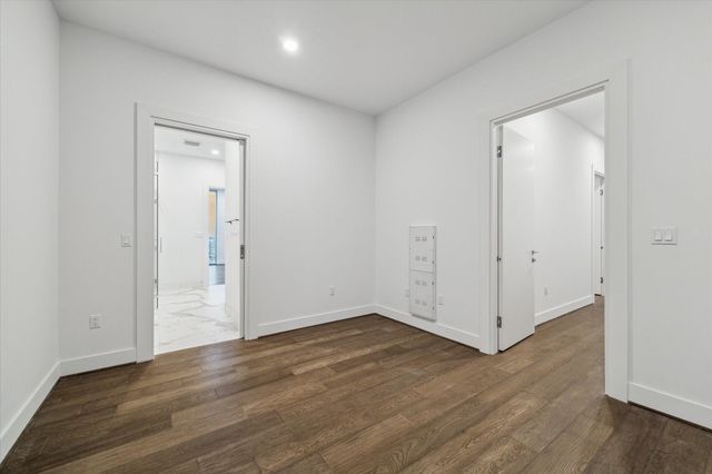 1711 Allen Parkway 2403, Houston, TX 77019