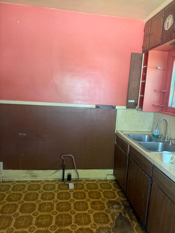 2401 Baker Street, Muskegon Heights, MI 49444