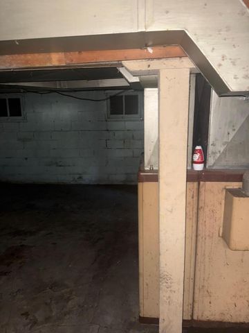 2401 Baker Street, Muskegon Heights, MI 49444
