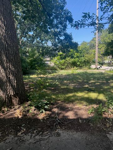 2401 Baker Street, Muskegon Heights, MI 49444